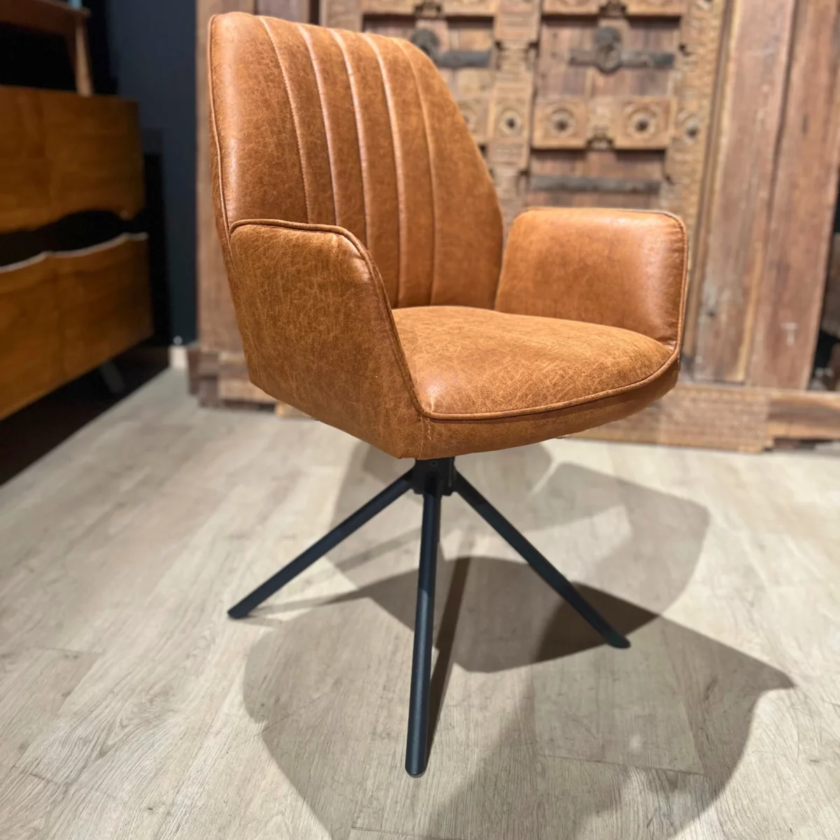 Un fauteuil de bureau au style vintage